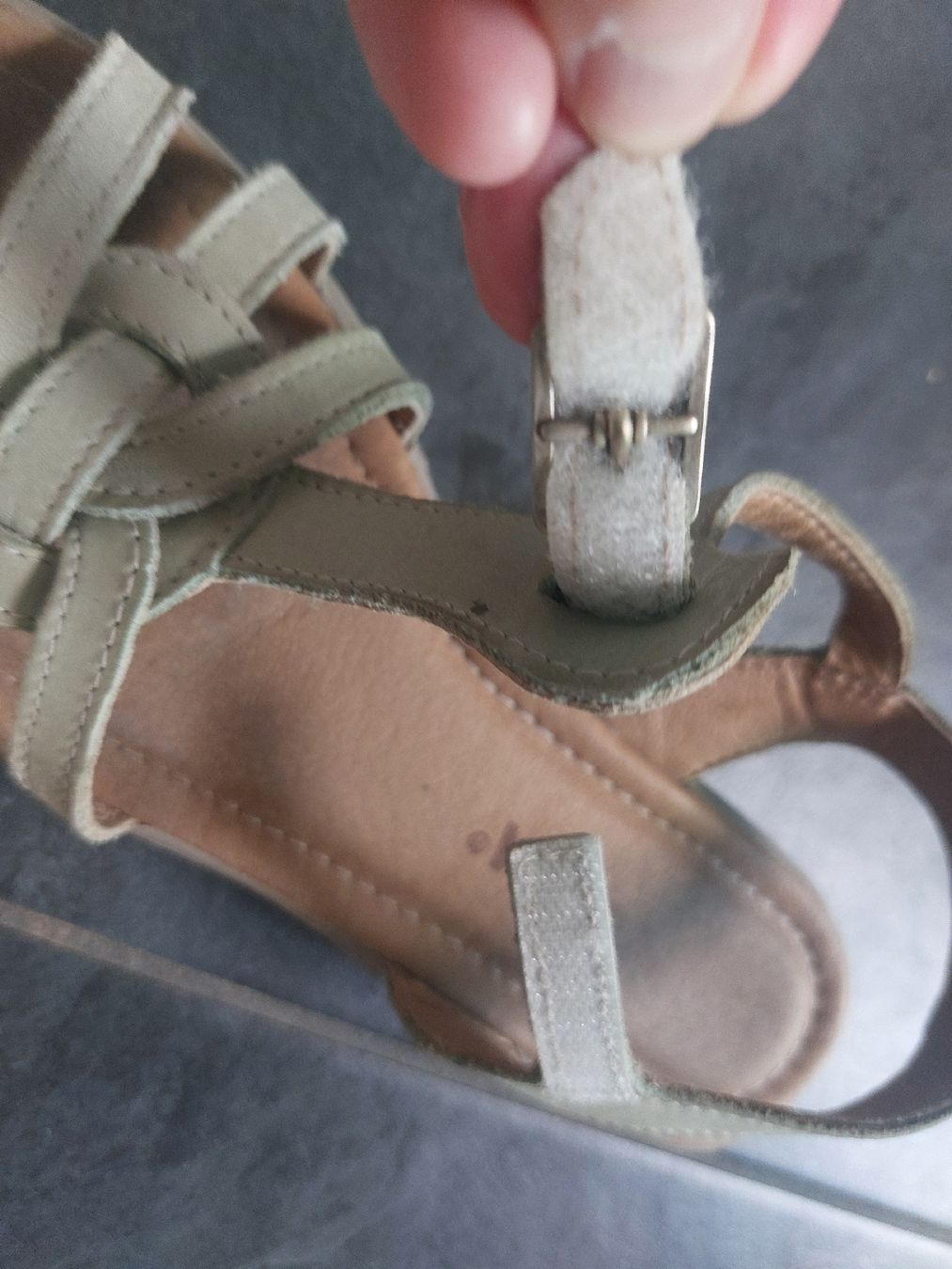 Schuhe für Mädchen: Sandalen Gr. 36, Leder – Gebraucht aus Zufikon von balibu 3