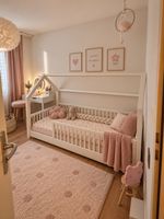 Kinderbett Hausbett Holz weiss gebraucht im guten Zustand