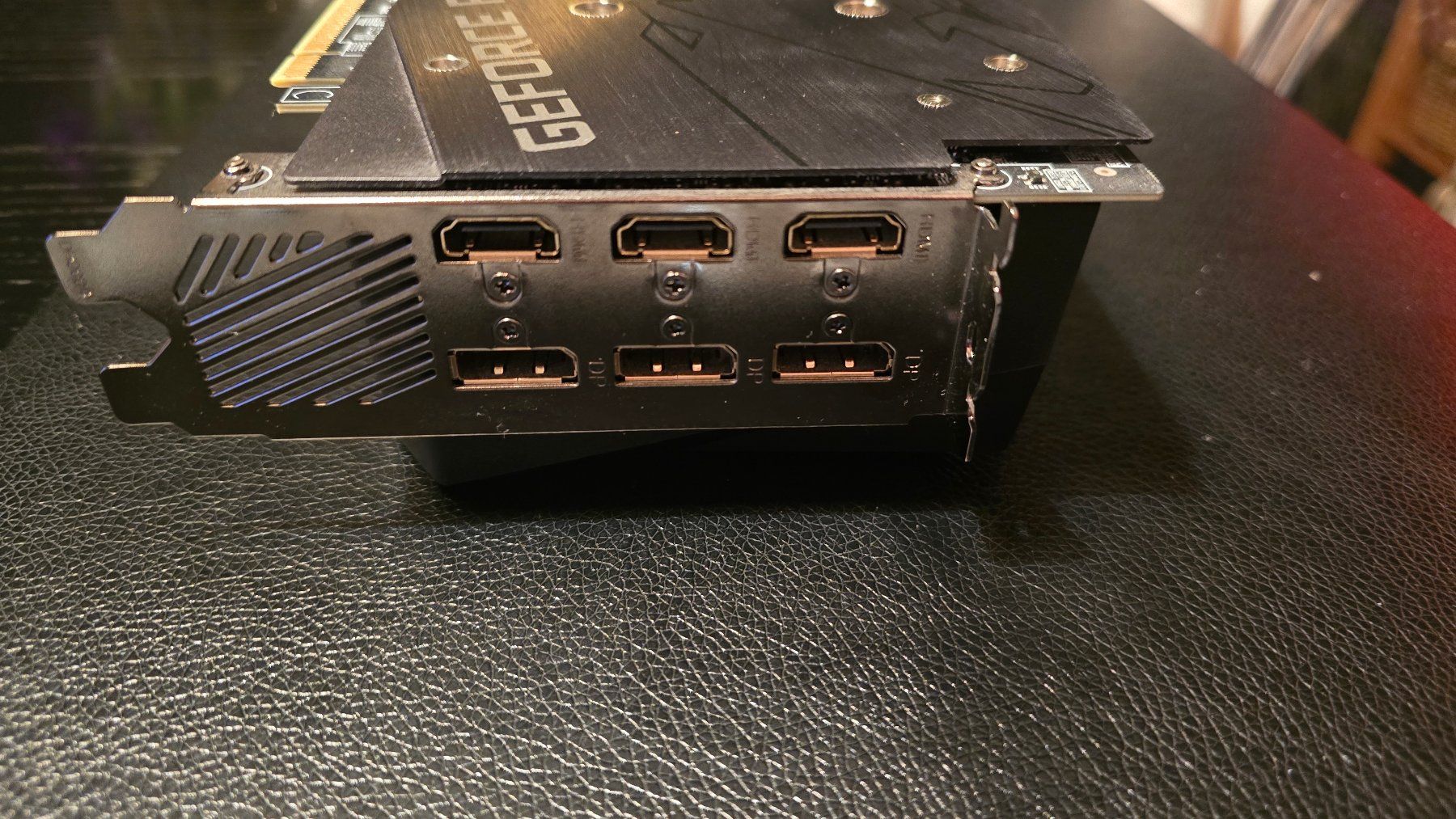 Nvidia Schede grafiche: Gigabyte Aorus GeForce RTX 3070 Master 8G LHR – Usato da Genève venduto da bal_6dcx 5