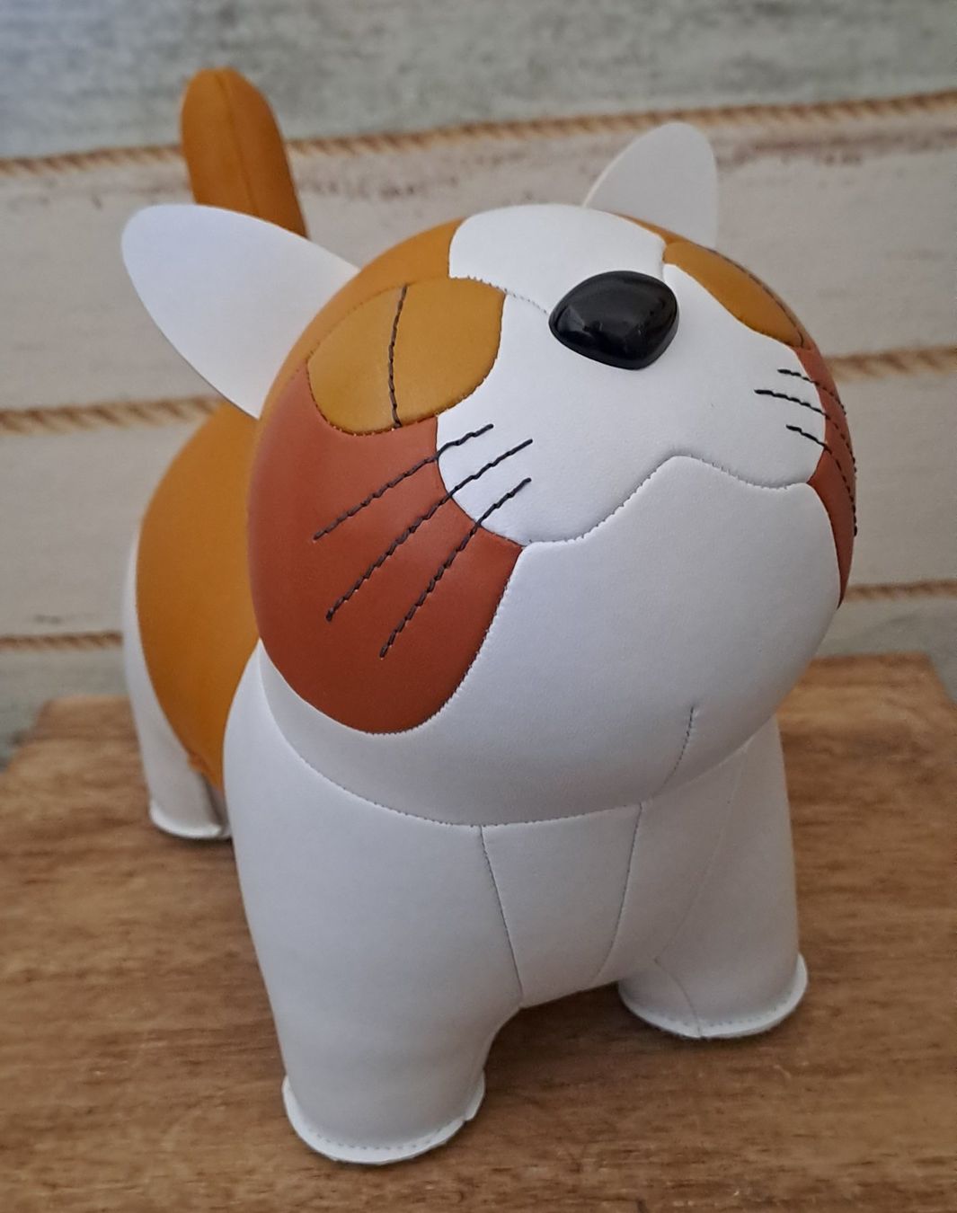 Spielzeuge: Premium Designer Katze aus Leder – Neu (gemäss Beschreibung) aus Wallisellen von prada008 1