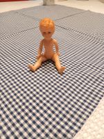 alte kleine puppe