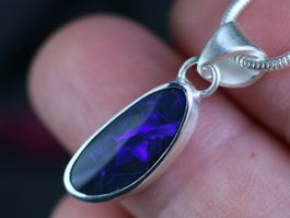 SOLIS OBSCURA Black Opal Unikat-Anhänger aus Silber 925