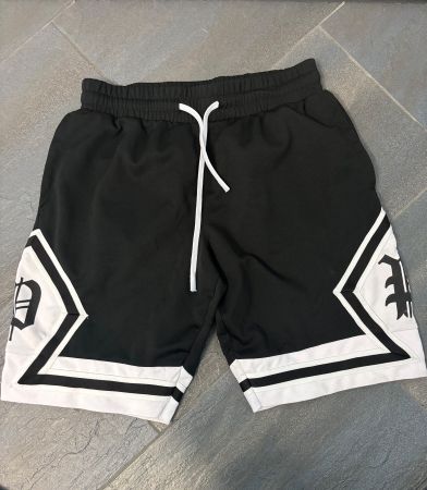 Schwarze Basketball-Shorts, Grösse S, Top Zustand