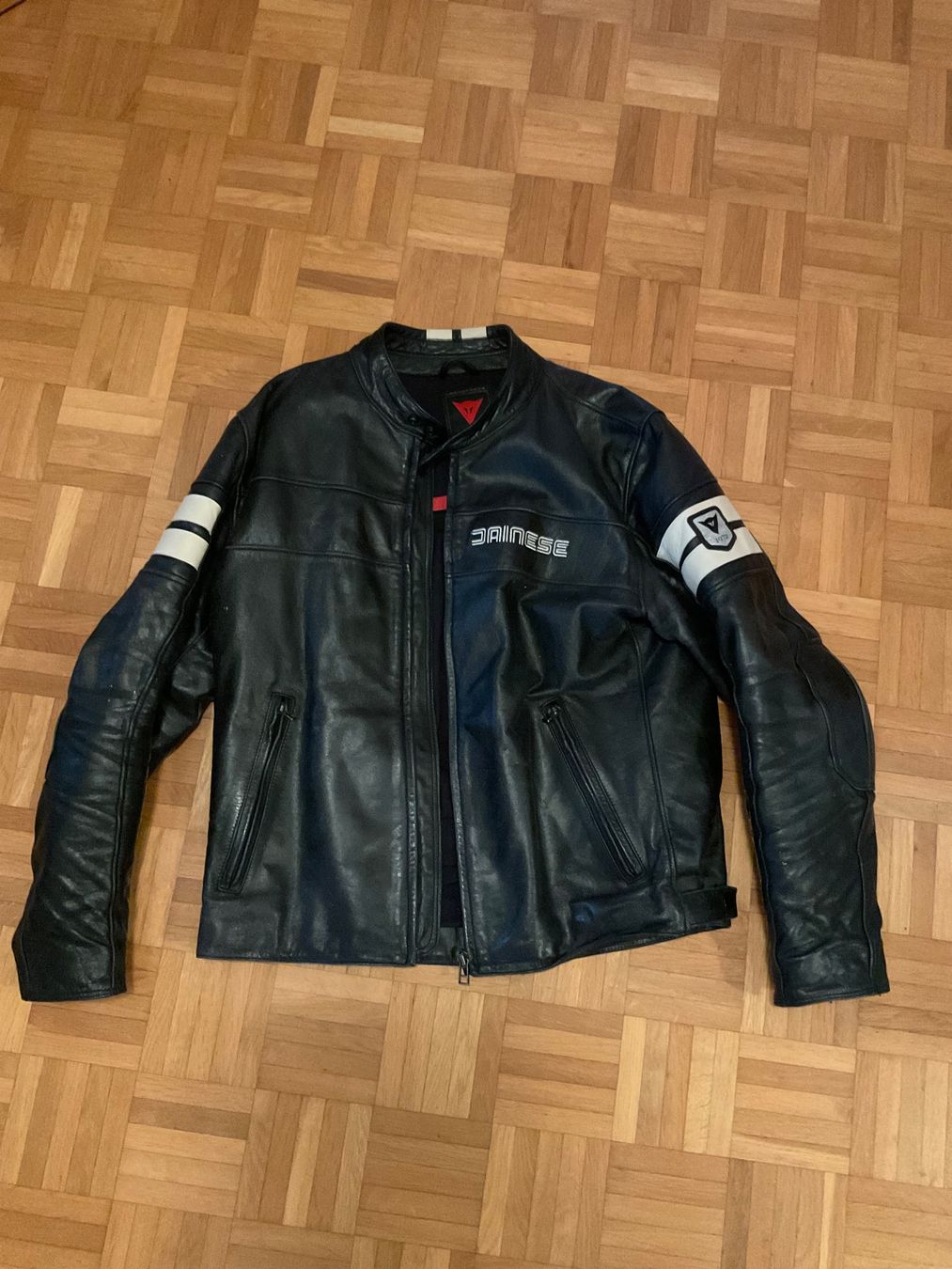 Dainese Giacche: Dainese vintage leder jacket – Usato da Steinen venduto da heyjoe84
