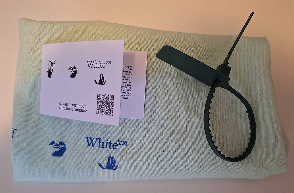 Scarpe da uomo: Sneakers Off White – Usato da Viganello venduto da and_mzt8 4