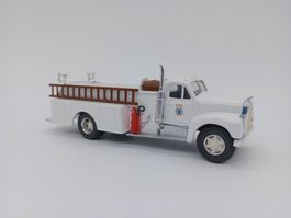 Vittes Mack 250 1:43