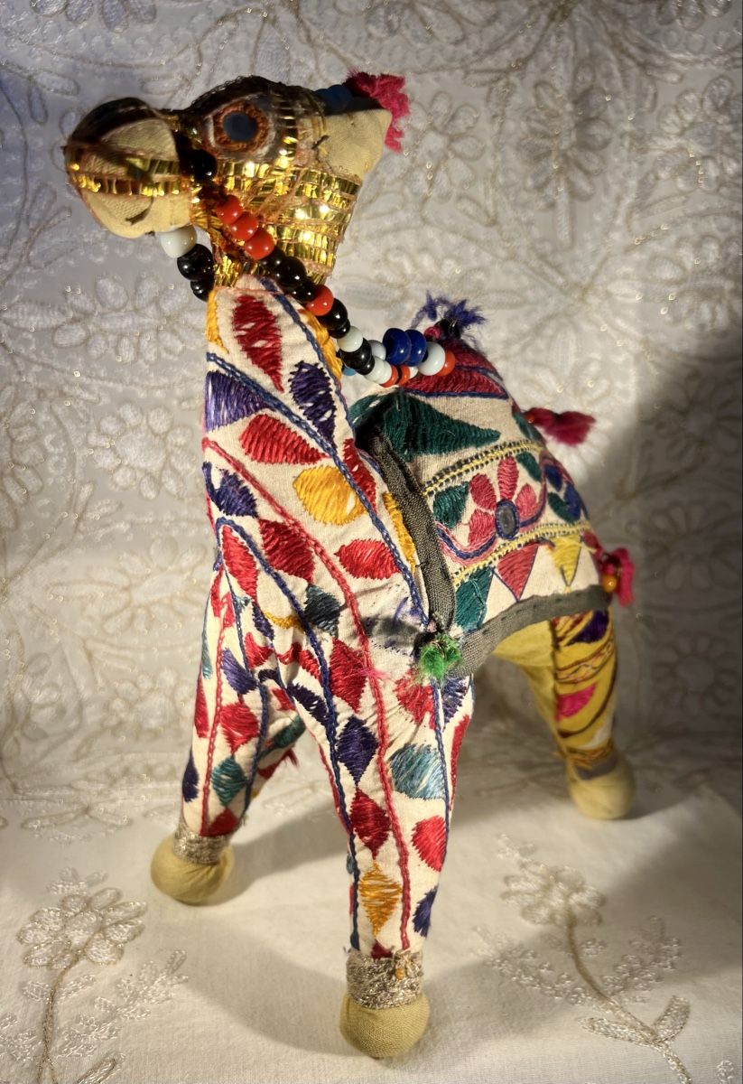 Tutte le decorazioni: Dromadaire Art Textile Rajasthan Vintage brodé main – Usato da Genève venduto da DELIRBEADS 1