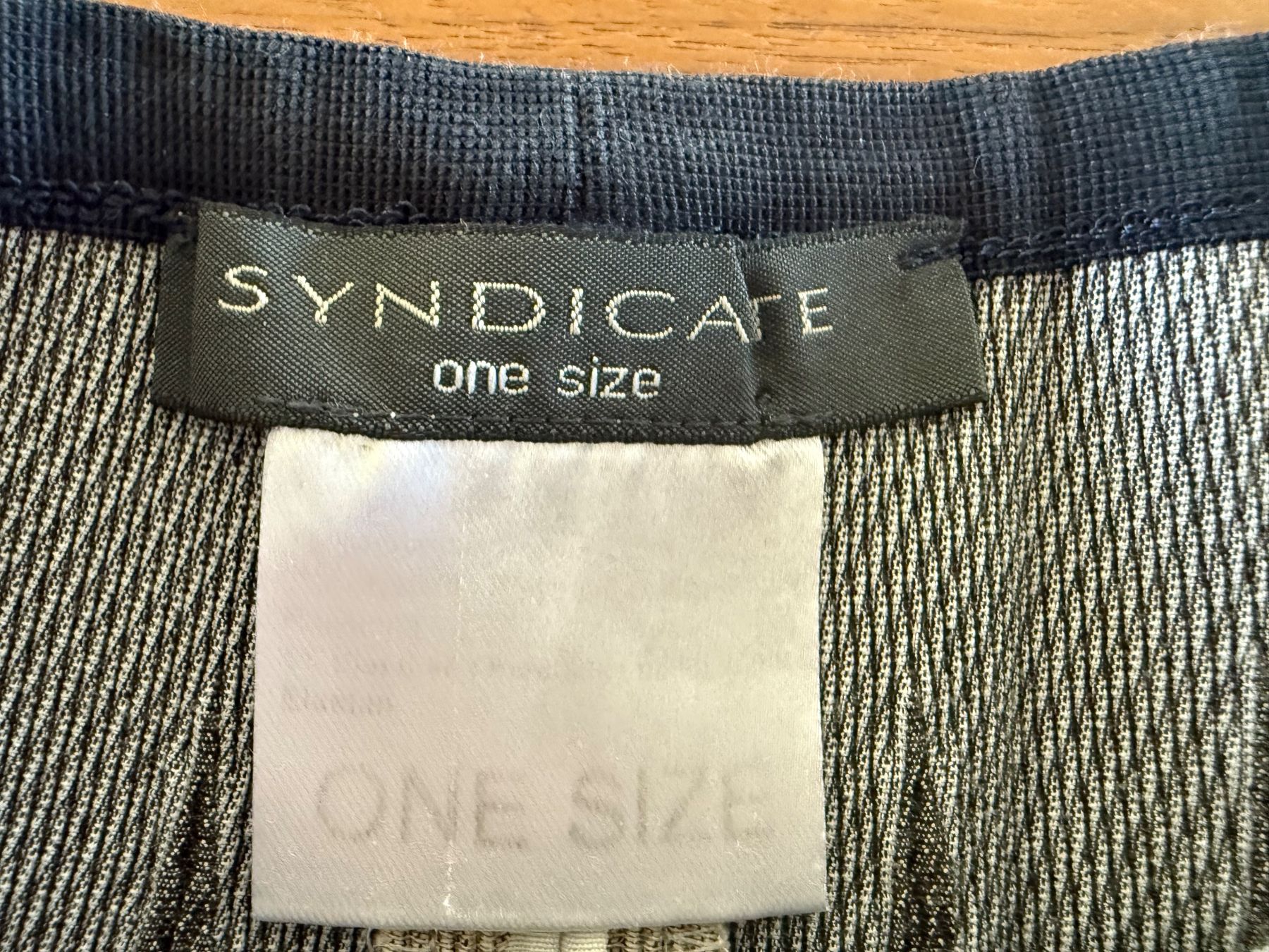 Gonne: SYNDICATE Rock / Jupe, one size ab Gr. 36/38 – Usato da Bützberg venduto da Alexaborn 3