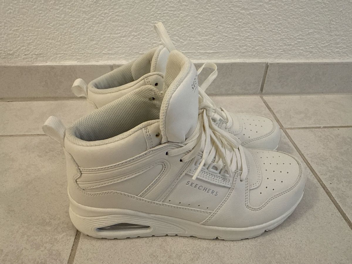Skechers Scarpe da uomo: Skechers – Usato da rotkreuz venduto da tijana0504
