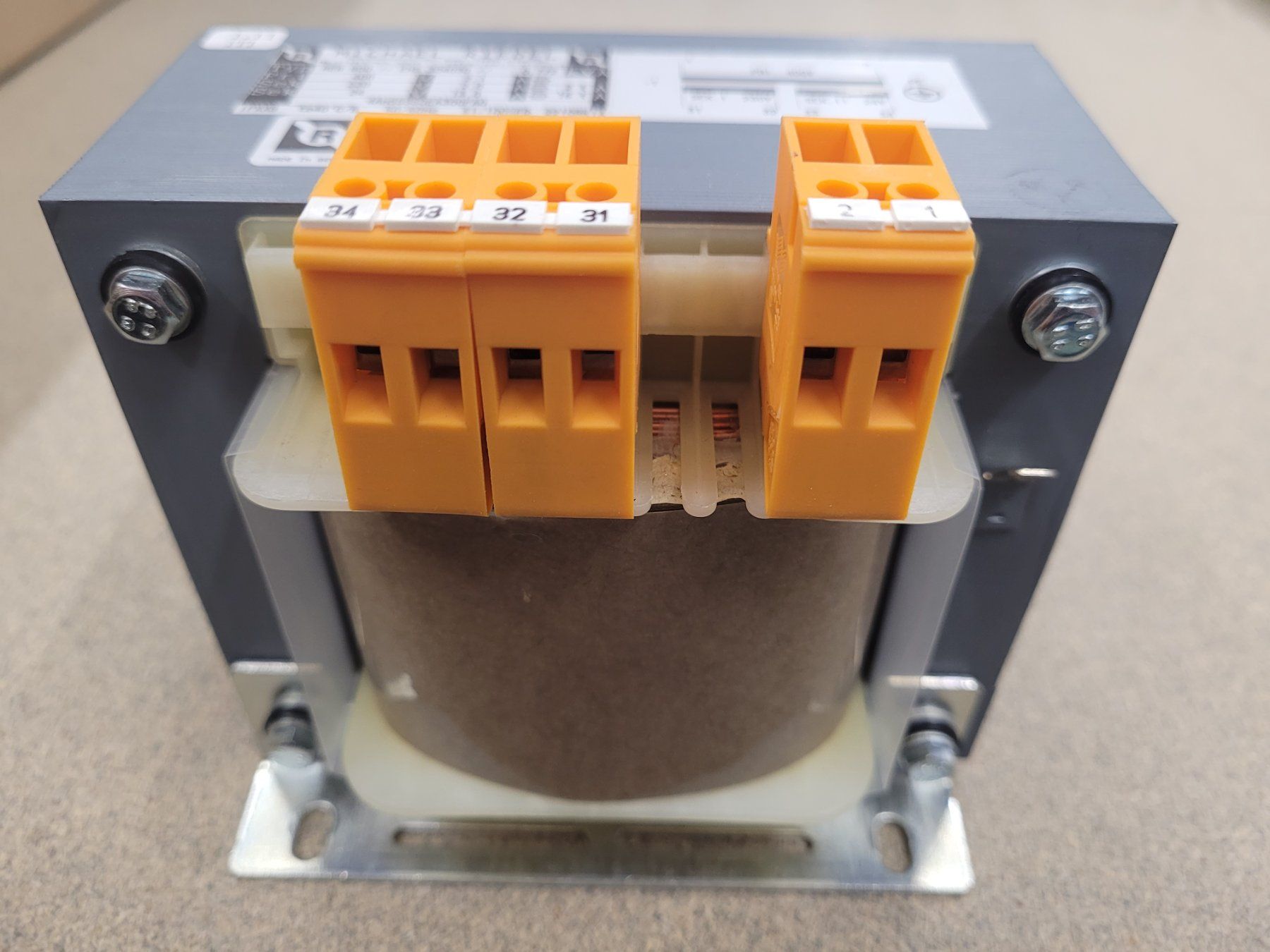 Elektronikbauteile: Michael Riedel Travo / 400V / 230V / 24V – Gebraucht aus Vitznau von Night-Fire 2