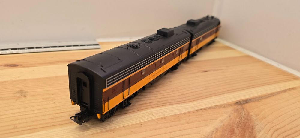 37623 Märklin Diesel-elektrische Lokomotive EMD F7 A+B (Neu (gemäss ...