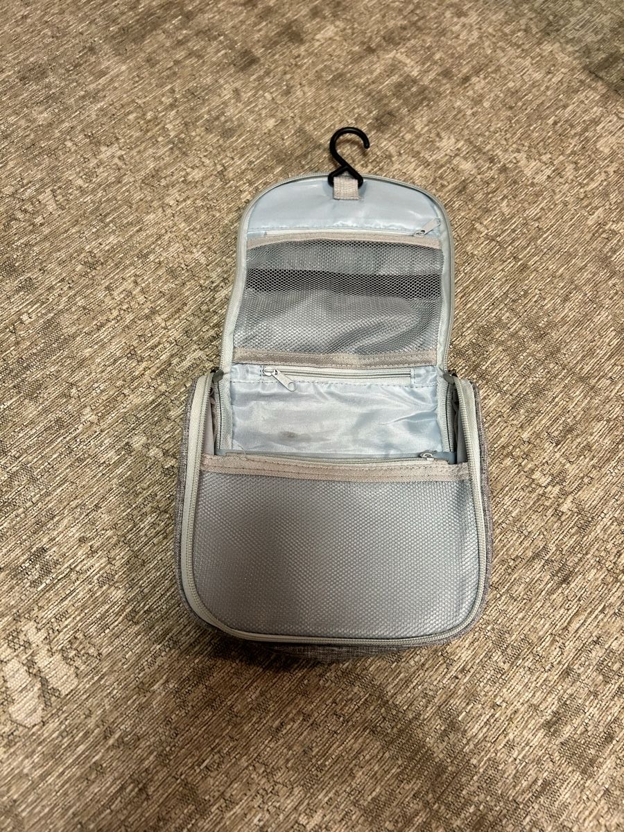 Custodie per cosmetici: Trousse de toilette, neuve – Nuovo (secondo la descrizione) da St-George venduto da elena27