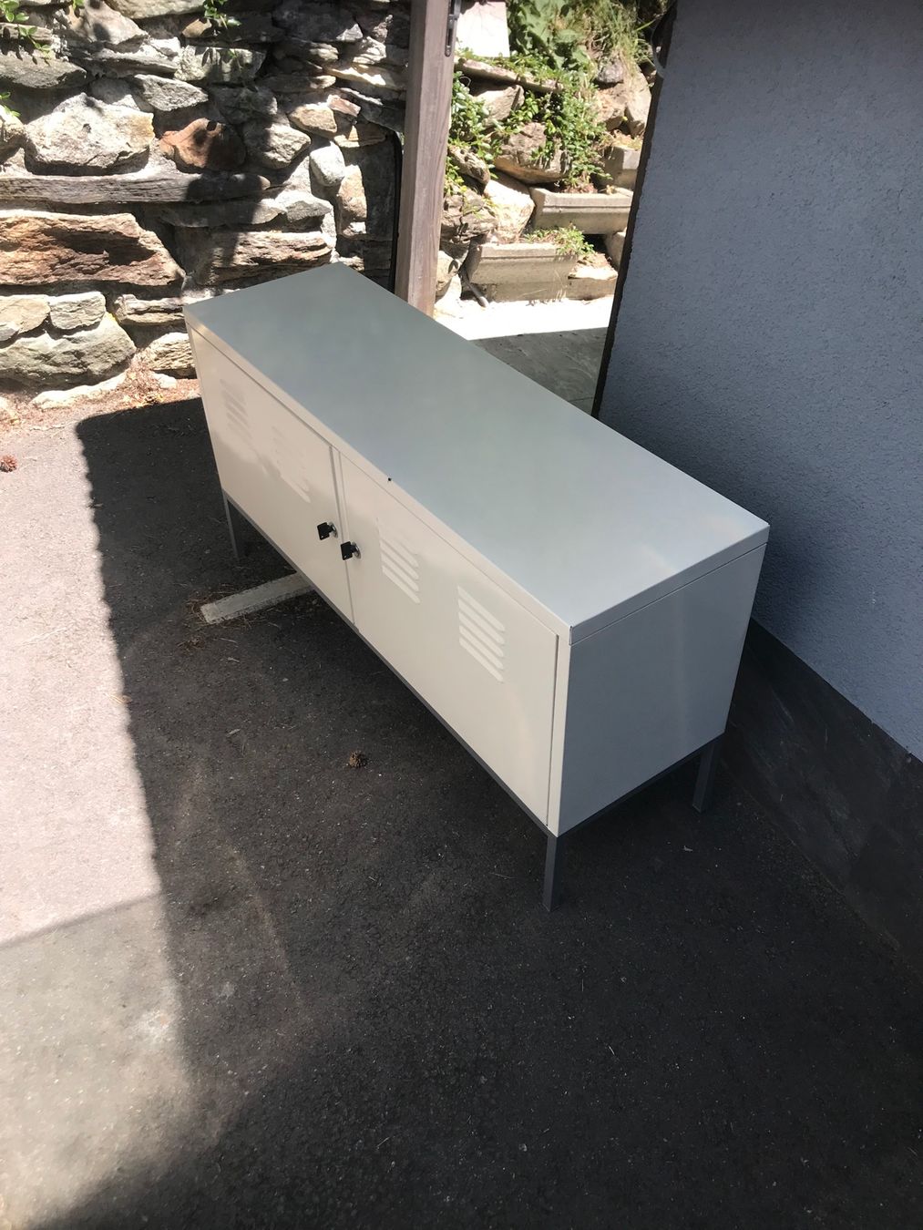 Armoires: Petite armoire – D'occasion à Martigny par hunter02