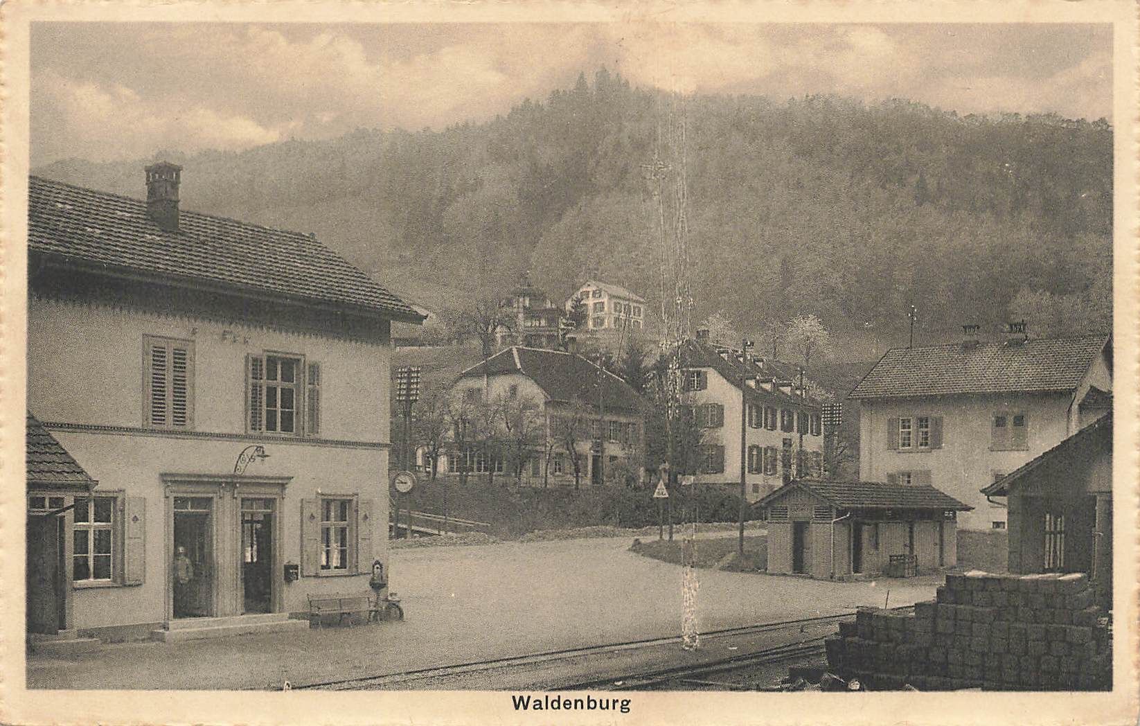 Cartes postales: Waldenburg BL Bahnhof – D'occasion à Biasca par Blenio71