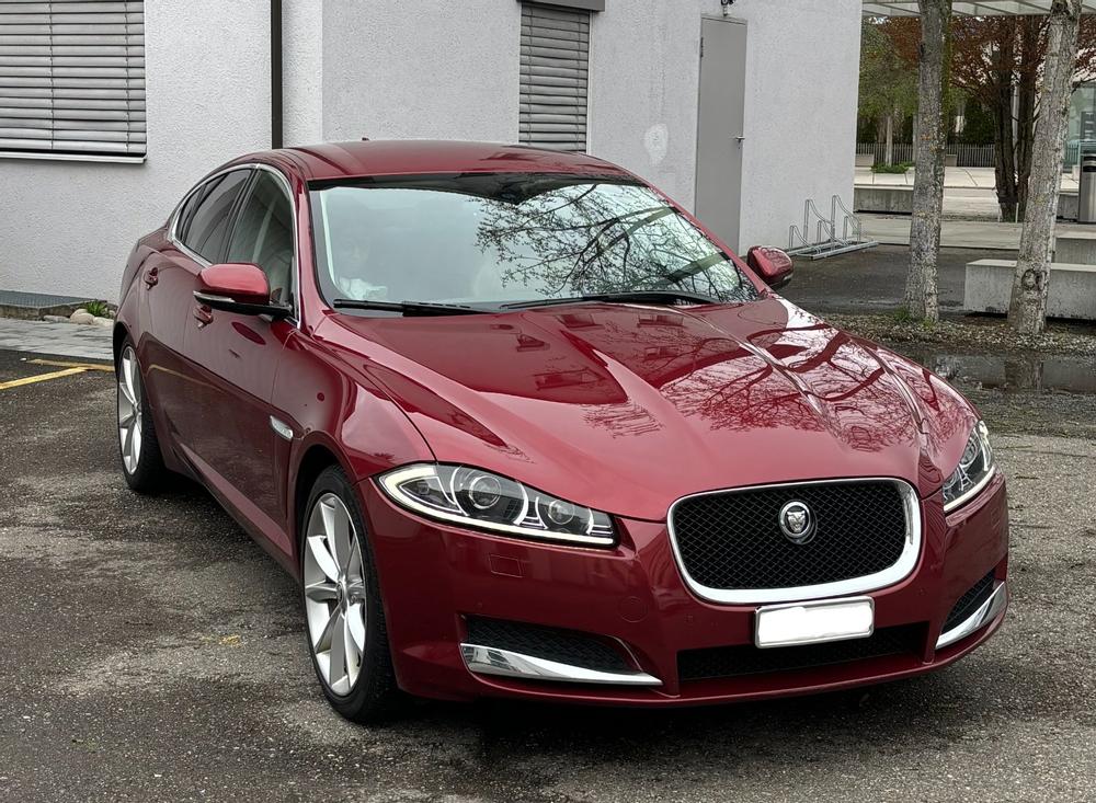 Jaguar XF 3.0 S/C AWD (Motorschaden)