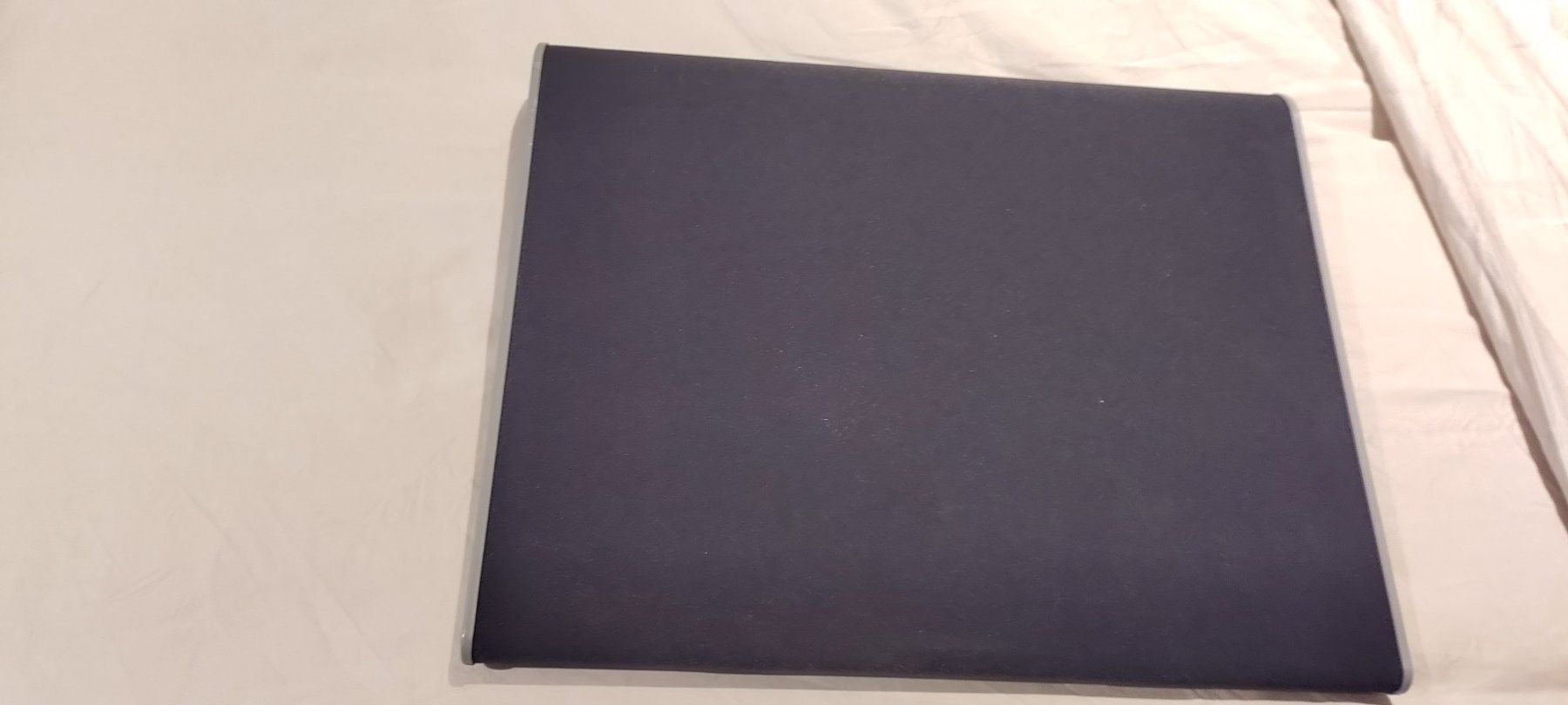 Targus Dockingstation: Targus DUPLIKAT Lap Chill Mat – Gebraucht aus Luzern von vladimir.mc 4