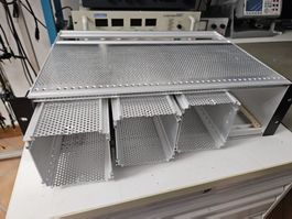 Rack 19' mit 3 Einschubmodulen
