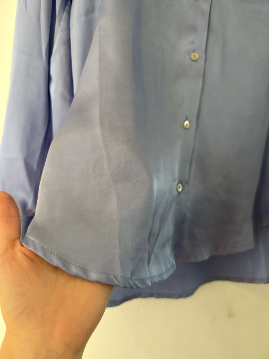 Blusen: Blaue Bluse  – Gebraucht aus Lengnau BE von mat_mw9v 1