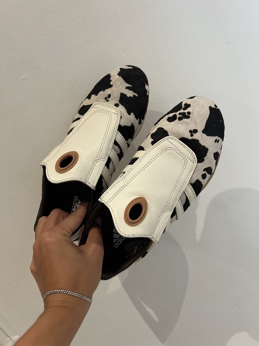 Adidas Scarpe da donna: Adidas Schuh, Teakwondo Mei, Kuh – Usato da Zürich venduto da skeller4