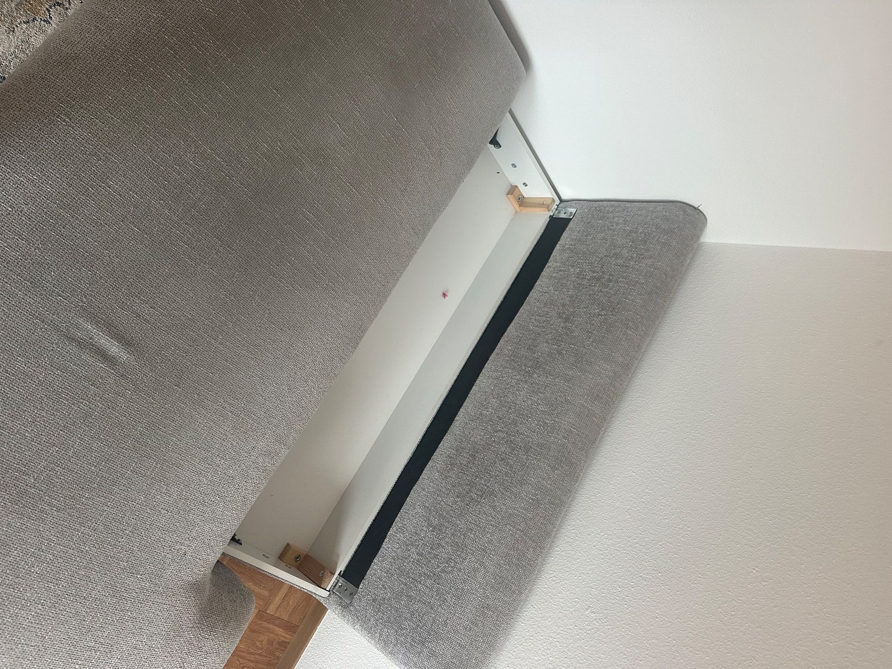 Divani: Graues Sofa (mit Stauraum) – Usato da Luzern venduto da Amandaosa 1