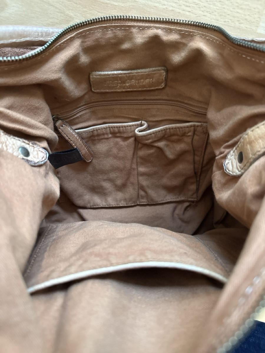FredsBruder Taschen für Damen: Handtasche von Freds Bruder – Gebraucht aus Niederhasli von Nick95 3