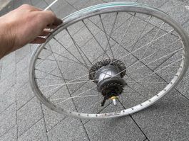 Shimano 26“ Nexave Räder zu verkaufen