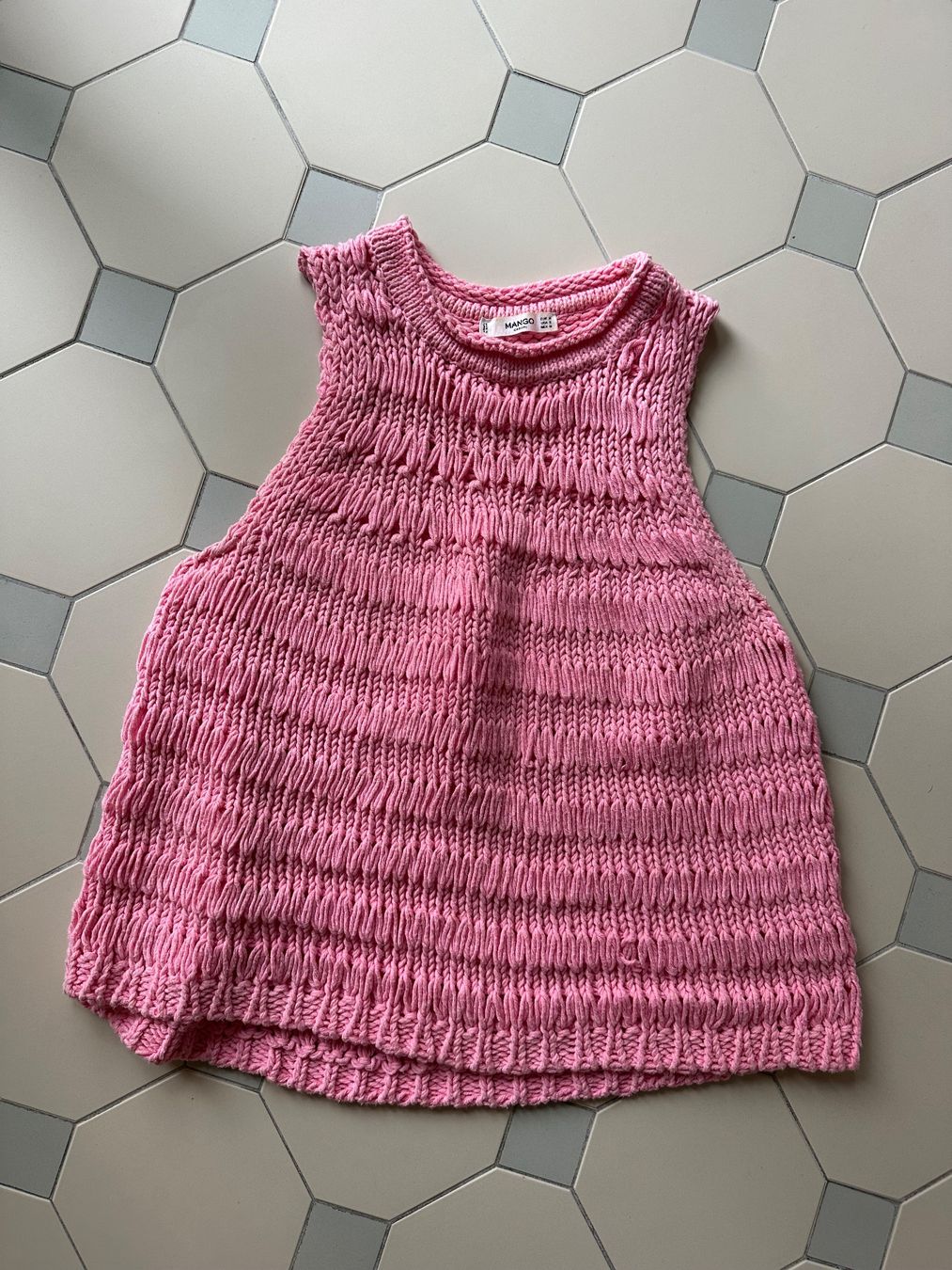 Top: Zara Top – Usato da Zürich venduto da aow_8p7m