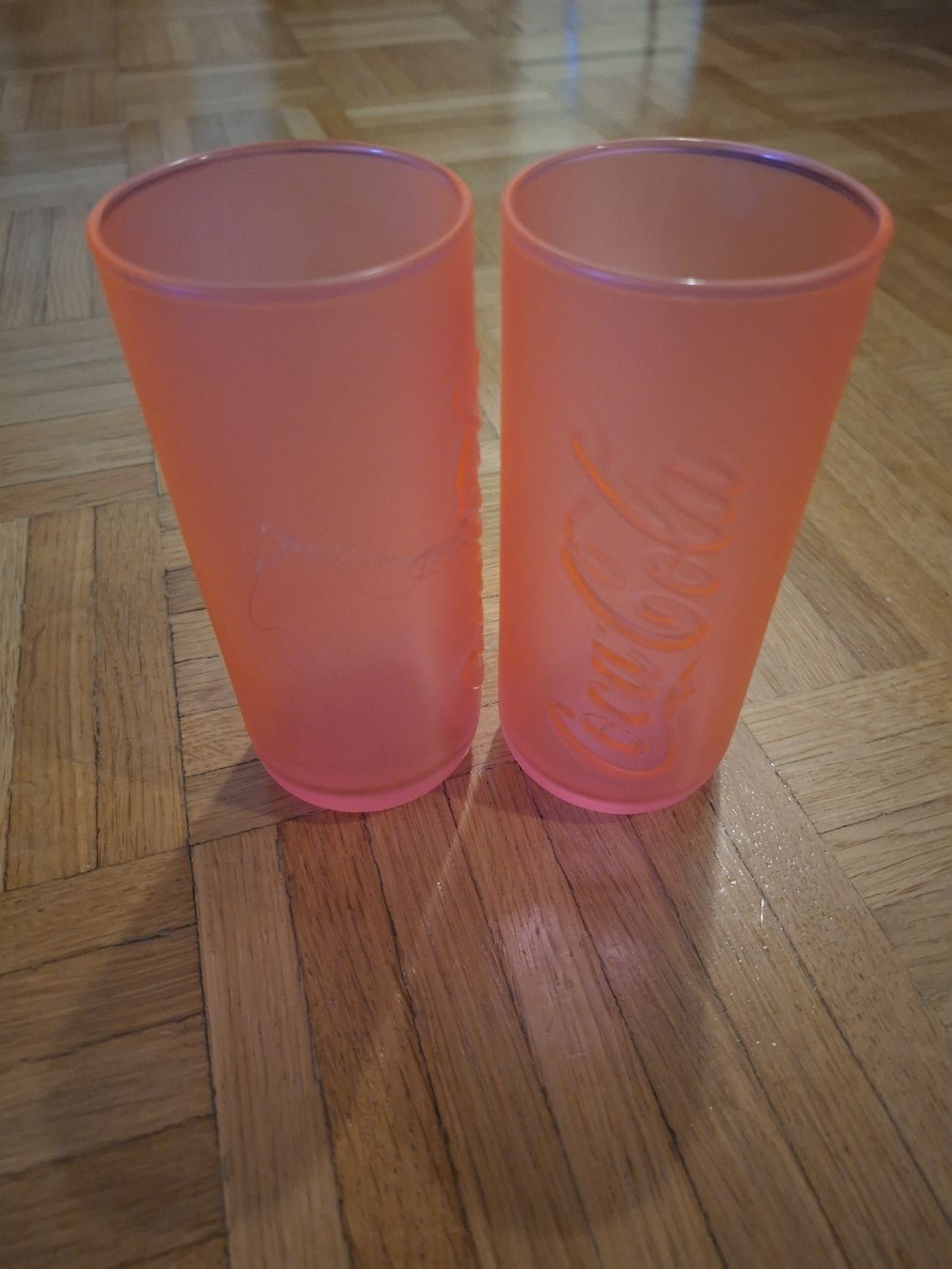 Mc Donald's Gläser: pinke Coca Cola Gläser – Neu (gemäss Beschreibung) aus Suhr von jen_l9w5