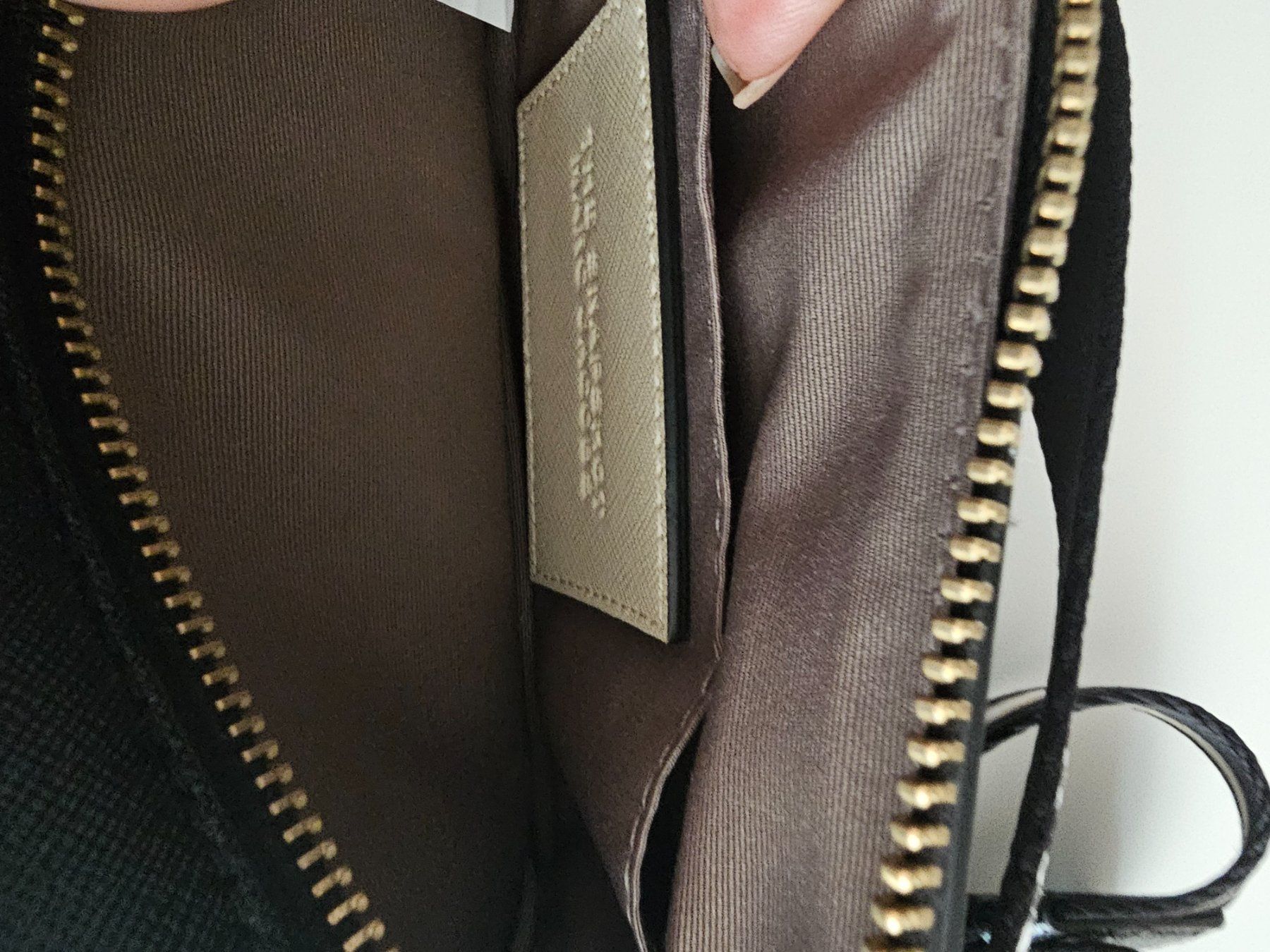 Marc Jacobs Borse da donna: Marc Jacobs Snapshot Tasche beige-schwarz – Usato da Gachnang venduto da Mare1165 4