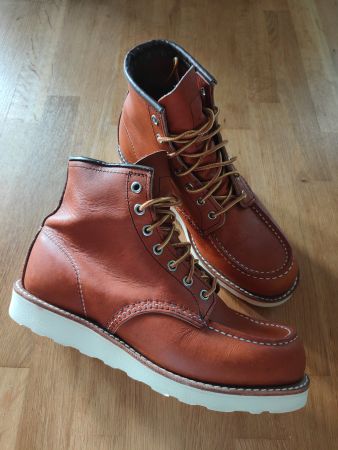 Red Wing Moc Toe Boots, 41.5