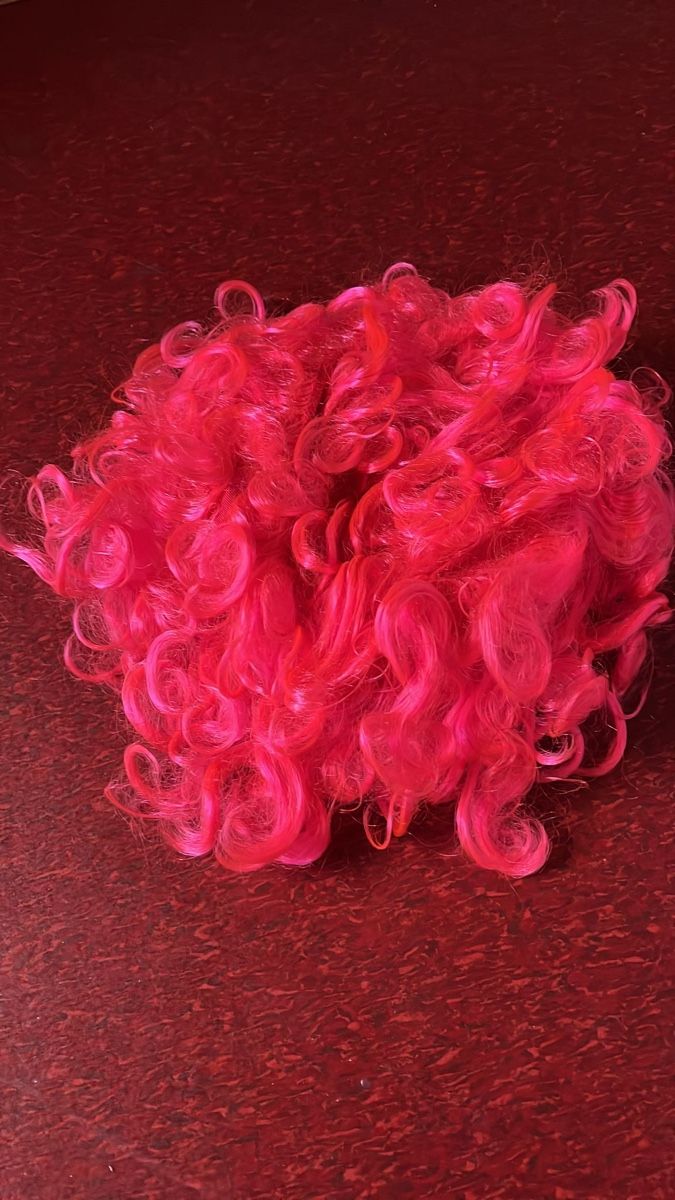 Parrucche: Perücke Pink – Usato da Wiggen venduto da Antoniotto