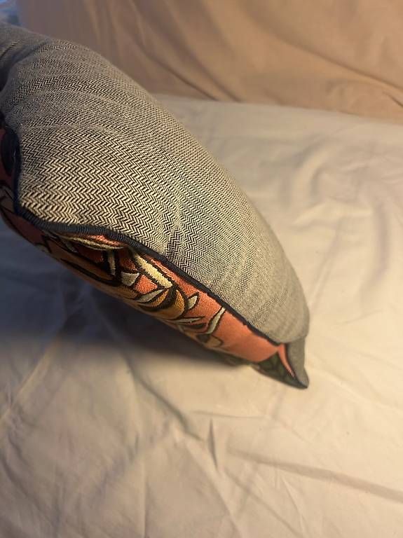 Cuscini: Coussin Pfister – Usato da Préverenges venduto da lud_dk87 2