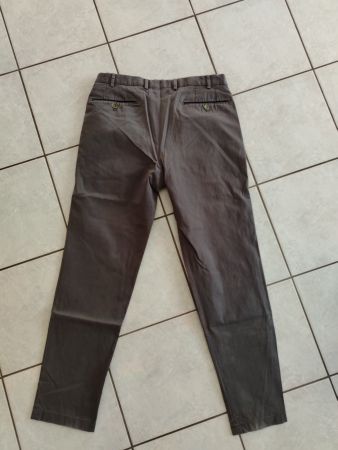 Hochwertige Herren Chinos von HILTL