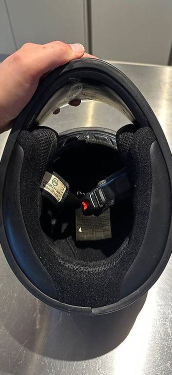 Casques & visières: Motorradhelm + Handschuhe Gr. M – D'occasion à Lyss par Milano95 4
