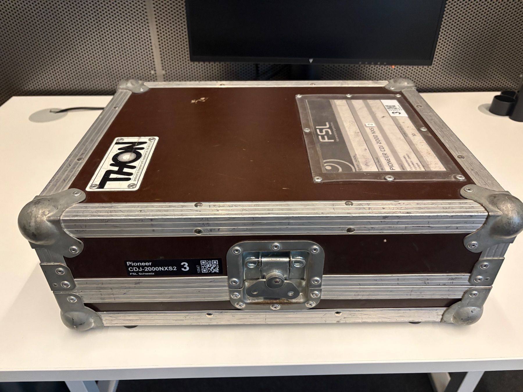 Pioneer Lettore multimediale & Streamer: Pioneer CDJ-2000 NXS2 im Case – Usato da Weinfelden venduto da X7G 1
