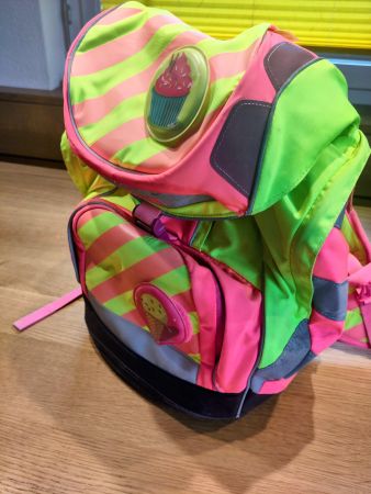 Farbenfroher Schulrucksack, hohe Sichtbarkeit
