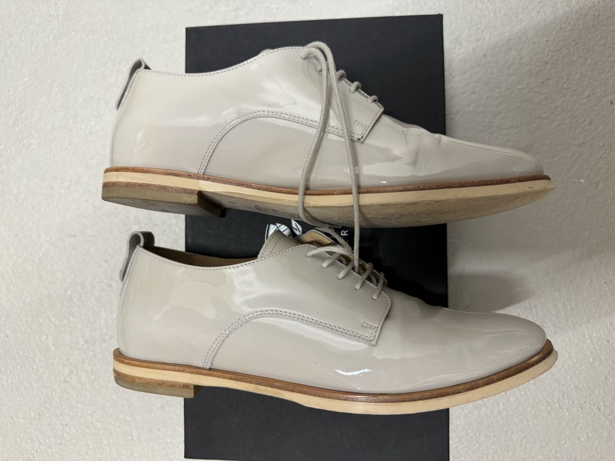 Navyboot Scarpe da donna: Navyboot Schnürschuhe Gr. 38 grau – Usato da Winterthur venduto da AngiDi 2