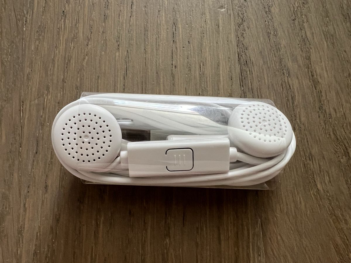 Huawei Kopfhörer: Huawei Originale – Kopfhörer GA 0300 – Neu und originalverpackt aus Kriens von Krienserin_T 1