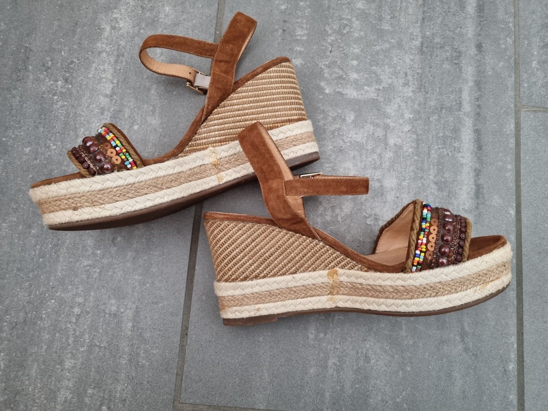 Scarpe da donna: Sandalen Gr. 38 – Usato da thalwil venduto da Raishin720 3