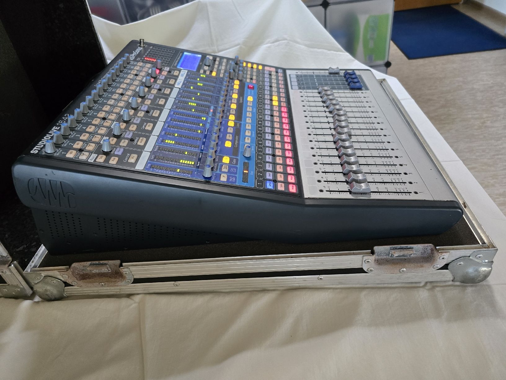PreSonus Console di mixaggio: PreSonus StudioLive 16.4.2 Digital  Mischpult inkl. Case – Usato da Boswil venduto da RobHerst 5