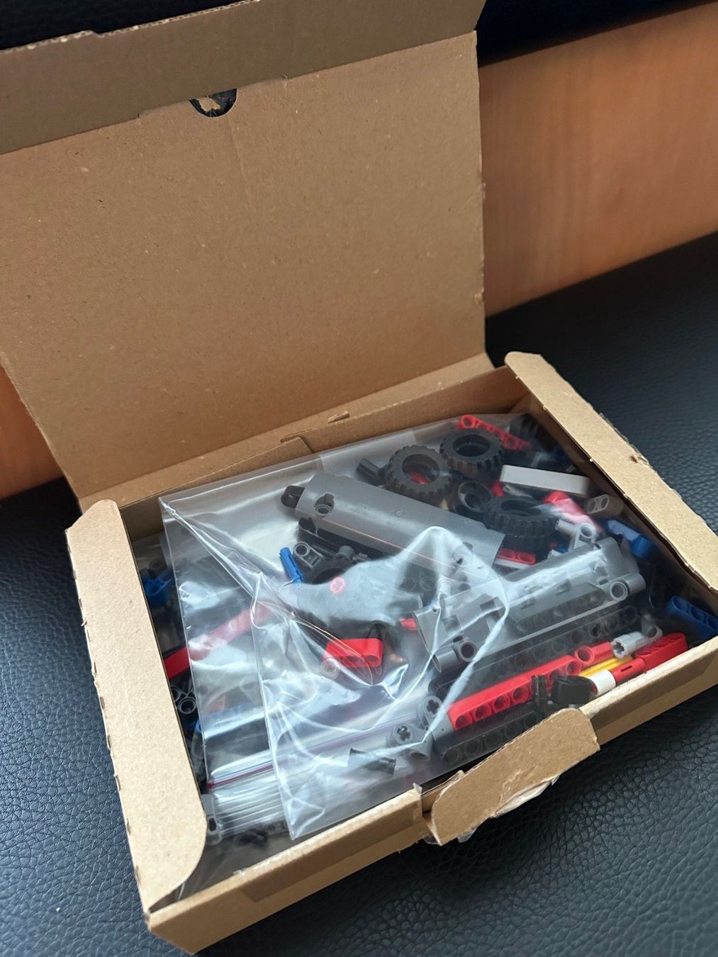 Lego Baukästen: Lego Technic 42084 - Set doppelt – Gebraucht aus Aettenschwil von Stockard 4