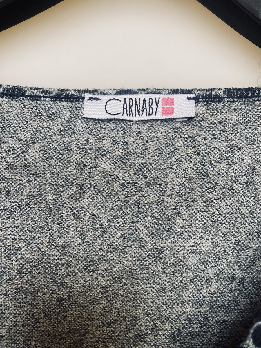 Top: Magnifique haut CARNABY L – Nuovo (secondo la descrizione) da Belmont-sur-Lausanne venduto da chu_vxf5 2