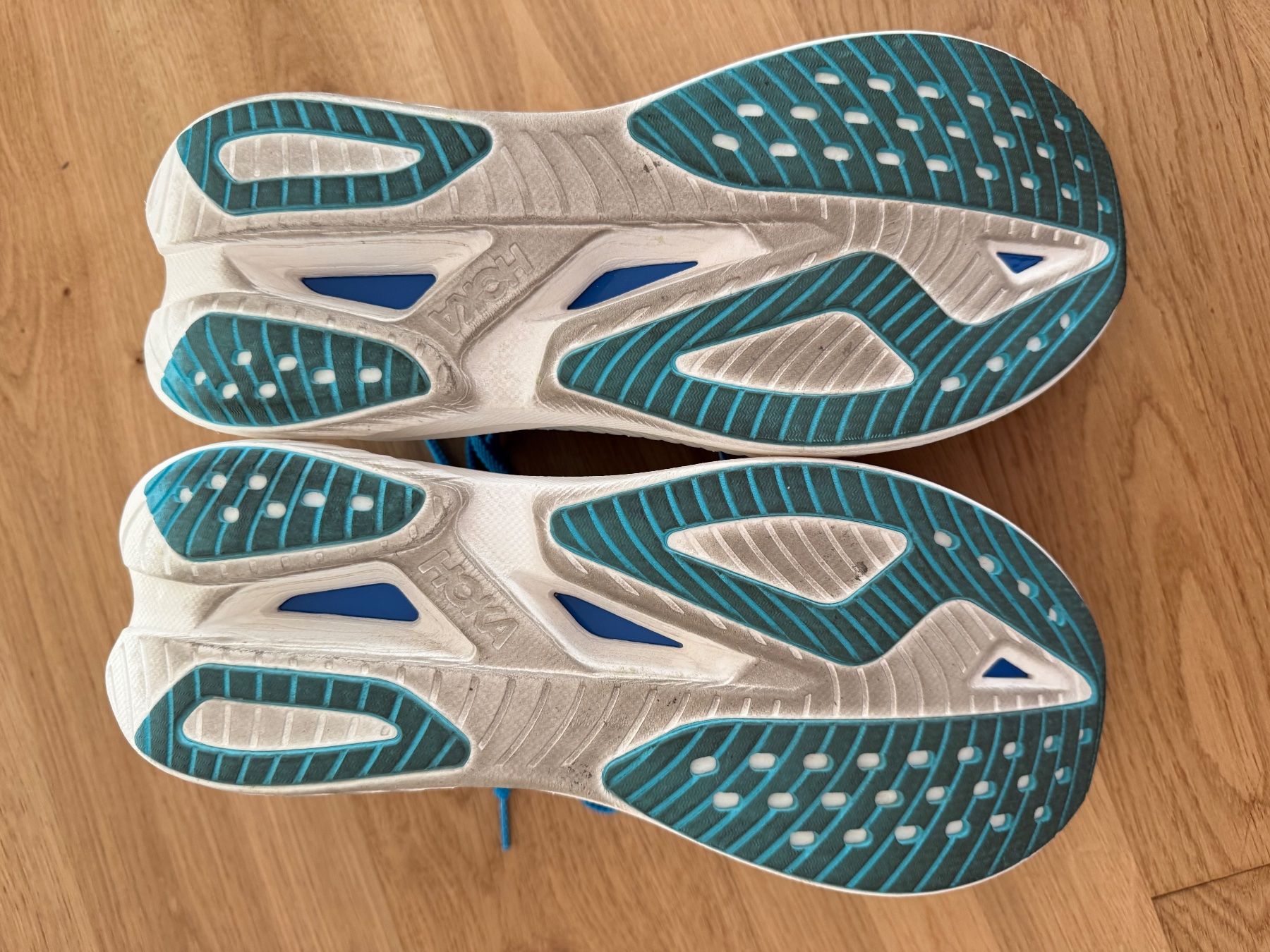 Hoka One One Herrenschuhe: Hoka Mach X2 – Gebraucht aus Pfeffikon LU von tih_pp9c 3