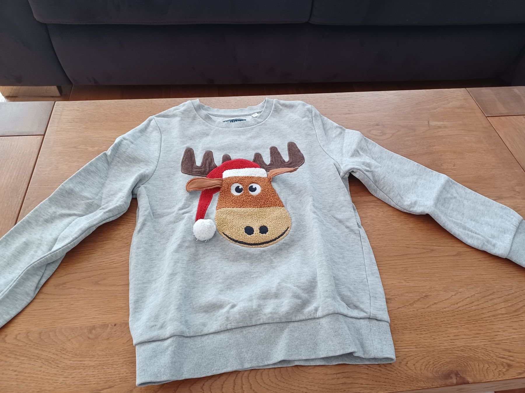 Maglioni & Felpe: 3 Pullover Kaputzenpullover Grösse 140 – Usato da Zufikon venduto da Jimbojohnson 4
