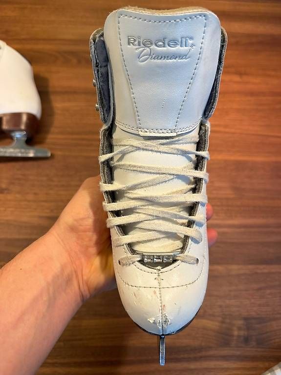 Pattini da ghiaccio: Riedell Diamond Schlittschuhe Grösse YTH 13,5 – Usato da Zürich venduto da thrice2006 2