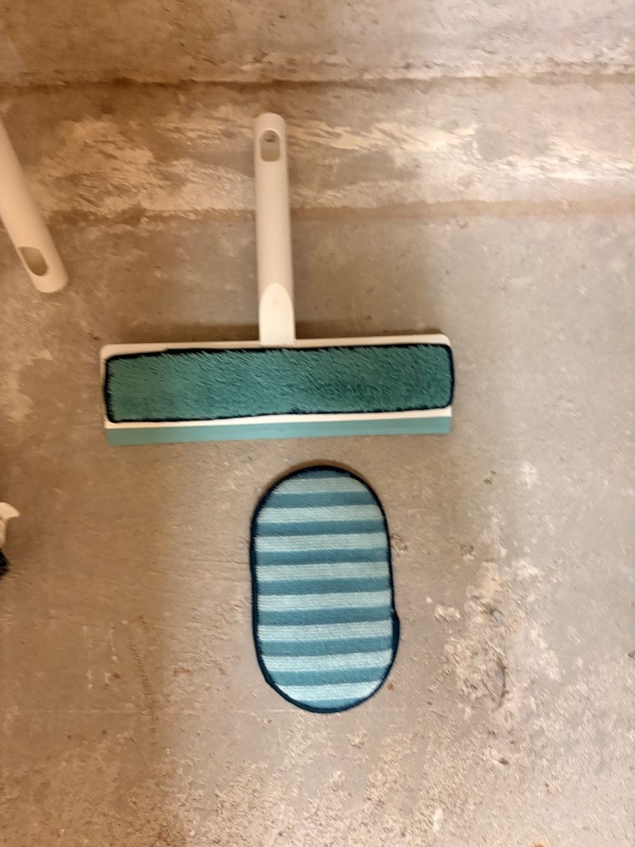 Ikea Sonstiges für Haushalt & Wohnen: IKEA Cleaning Set with Mop Duster Brush and Attachments – Gebraucht aus Fribourg von mat_1995 3