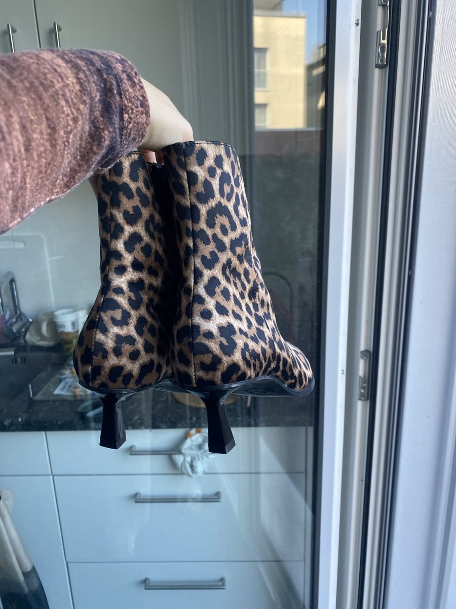 Zara Damenschuhe: Unworn Zara ankle boots – Neu (gemäss Beschreibung) aus Zug von kse_w9mn 2