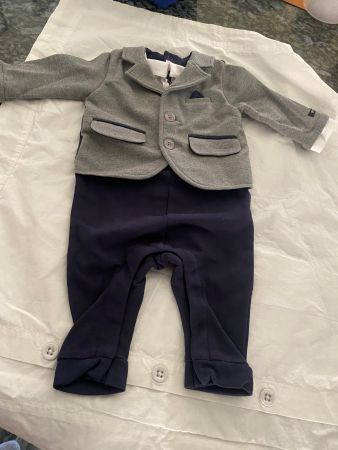 Hugo Boss Babyanzug all in one Grösse 3M-60