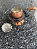 Antiker Kupfer-Schmelztiegel mit Rechaud und Deckel.