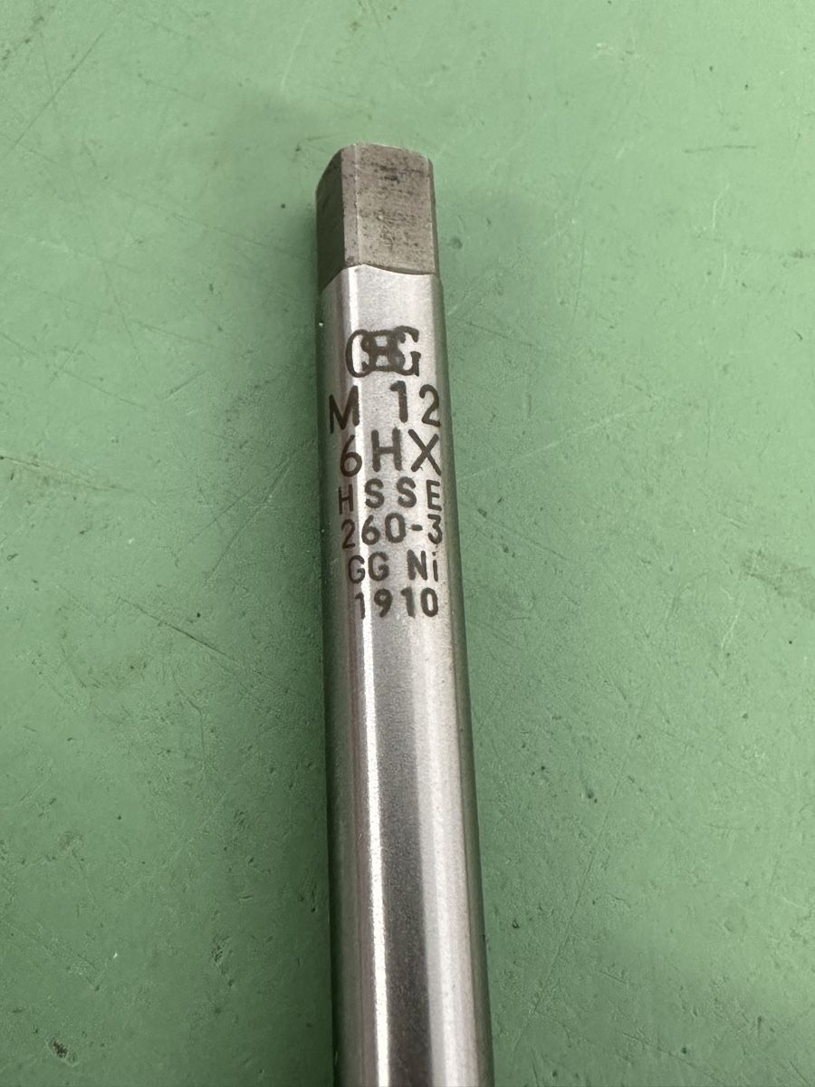 Tutti gli attrezzi: Gewindebohrer, thread tap,  M4, M6, M8, M12 – Usato da Aarberg venduto da SNMachines 2